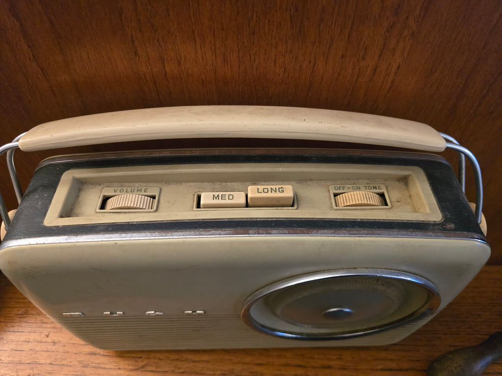 Vintage BUSH TR82C working