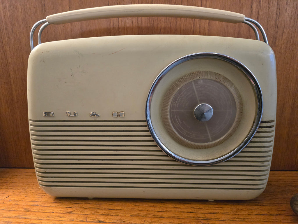 Vintage BUSH TR82C working
